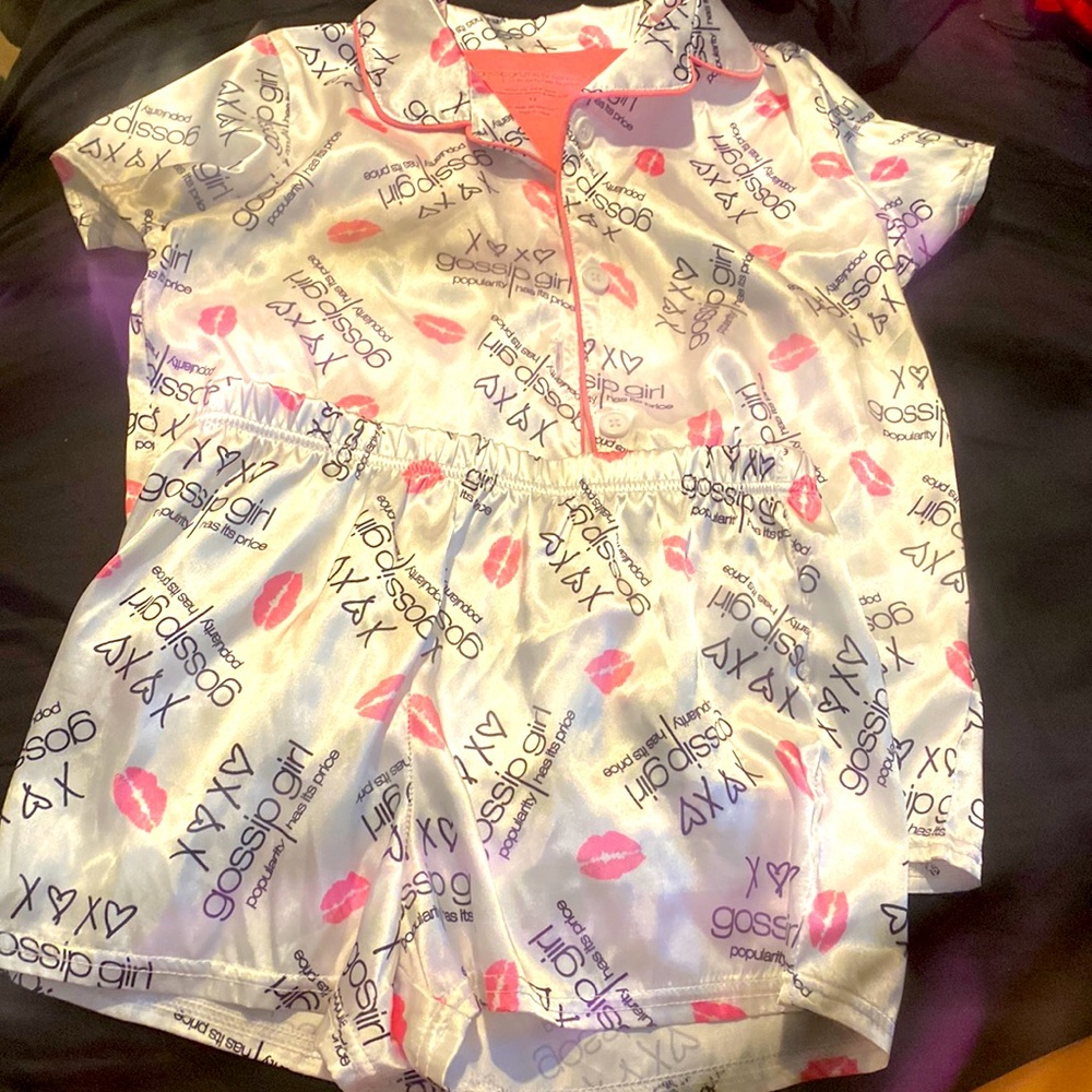 Size 12 girls , gossip girl silk pajama set